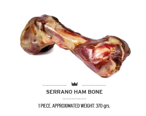 Hueso de jamón serrano para perros. Ham bone for dogs.