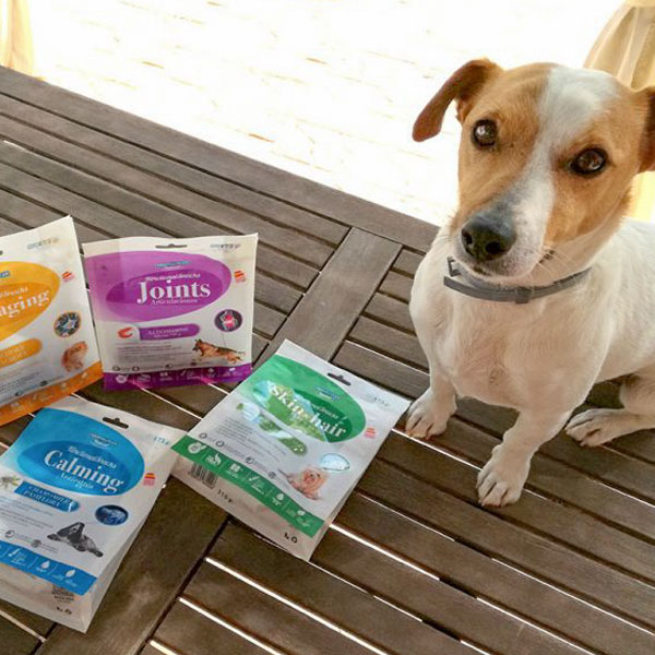 Sitandplas y Functional Snacks para perros de Mediterranean Natural